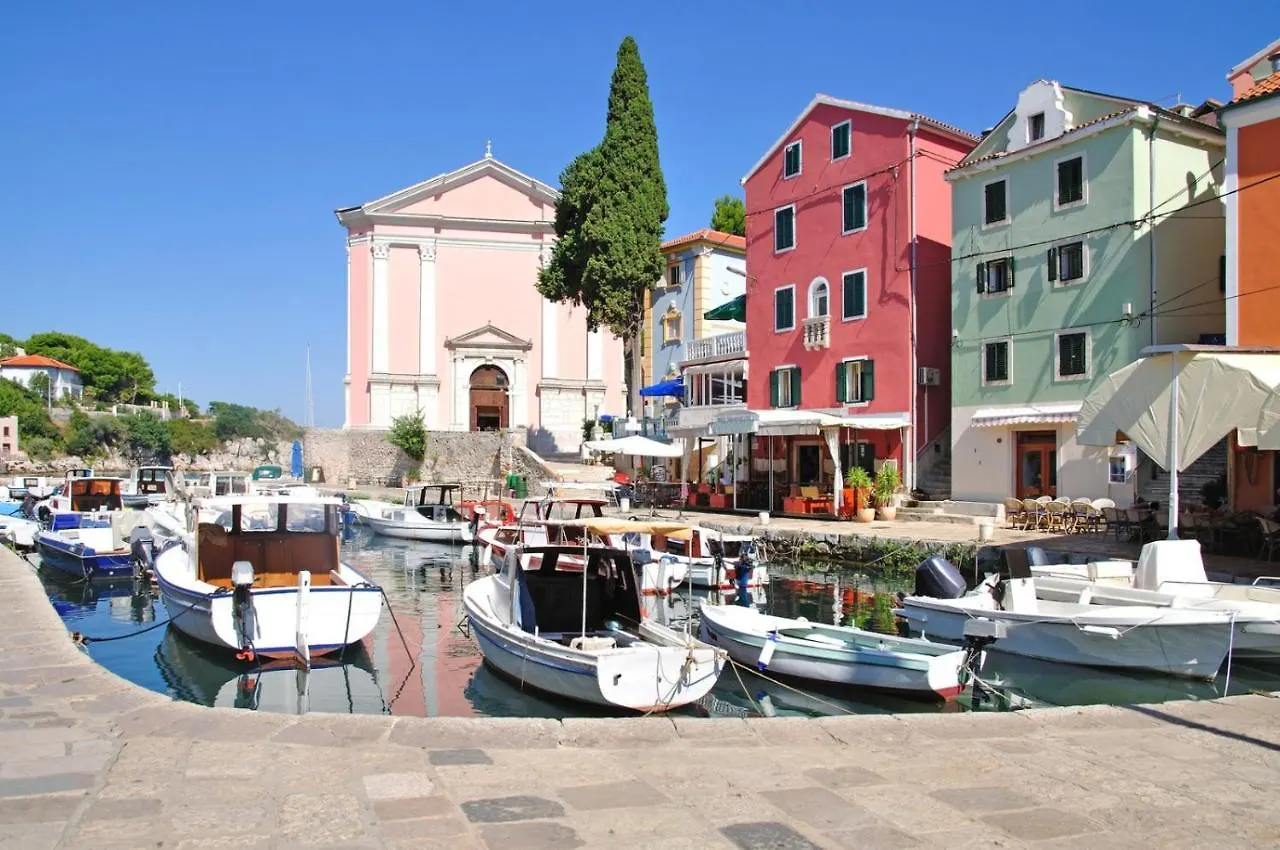 Apartment In Mali Losinj With Sea View Terrace, Air Conditioning Wifi 4927-1 0*,